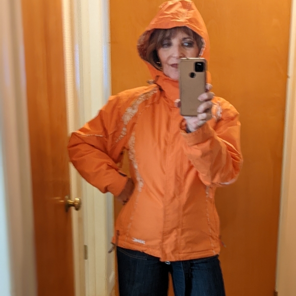 Ski Jacket - Picture 3 of 5